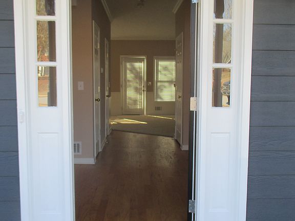 4th image of 3240 Scenic Brook Dr SW