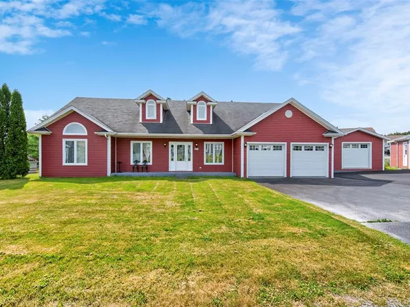 21 - 23 Boyd Avenue, Clarke's Beach, NL A0A1W0