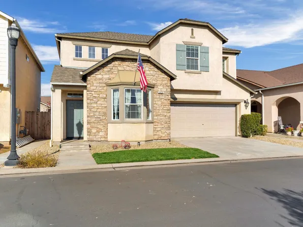 5629 N Citrus Ln, Fresno, CA 93711
