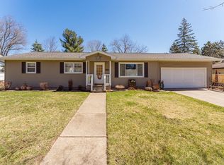 646 N Oak St, Reedsburg, WI 53959
