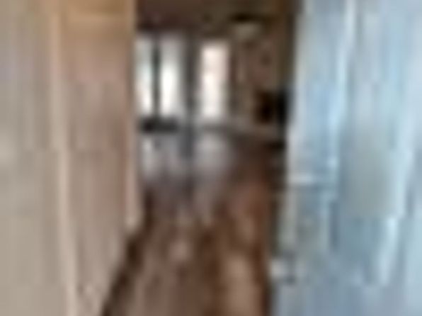 1575 Distinctive Ct SE