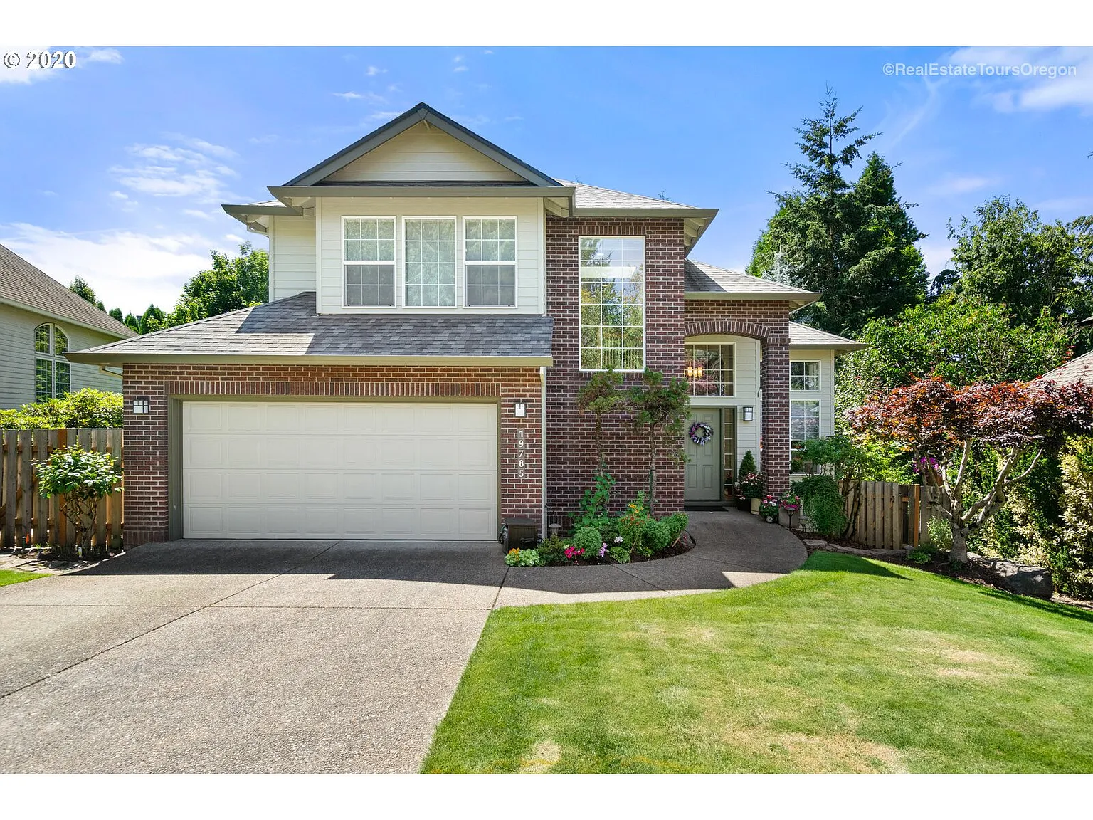 19785 Spring Ridge Dr photo 1