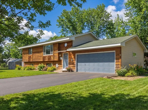 6710 115 1/2 Ave N, Champlin, MN 55316