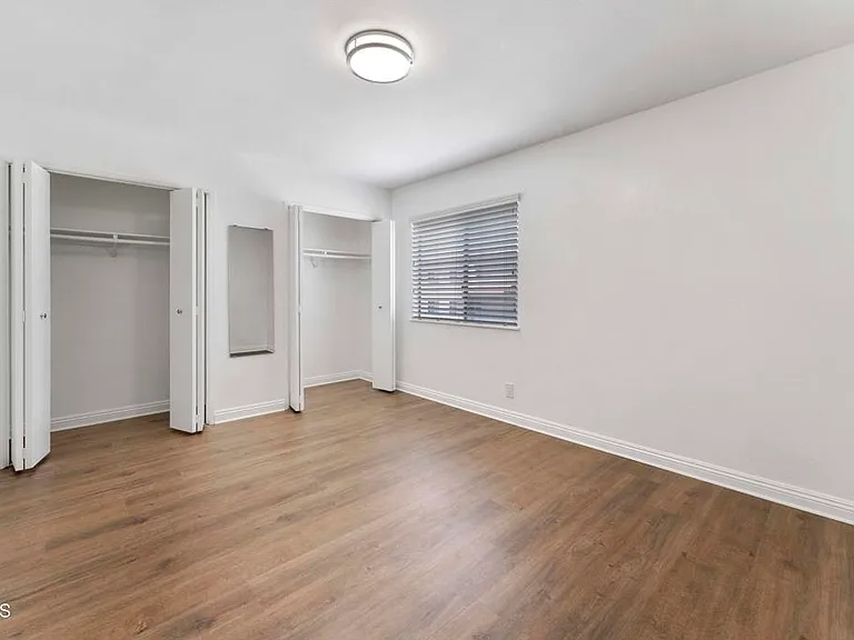 1316 Elm Ave #8 — Photo 9