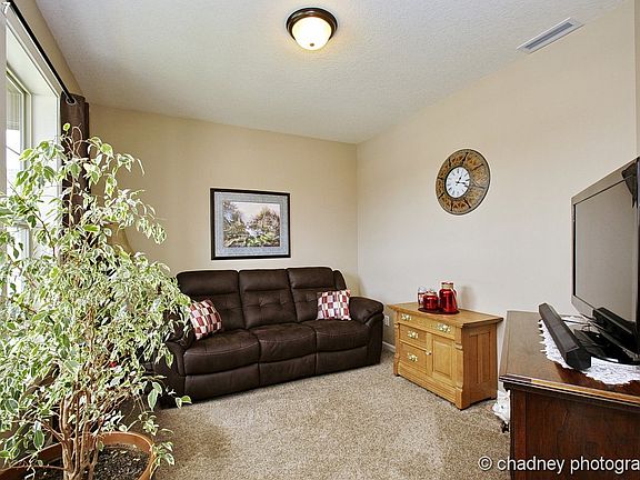 5th image of 5207 NE 67th St