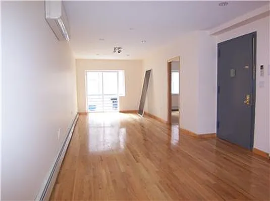 Rented by E Property Group | media 11