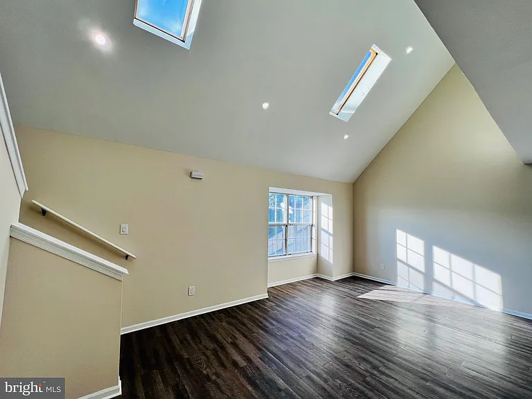 31 Belle Aire Ave — Photo 3