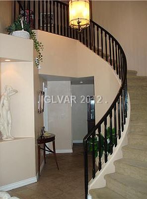 2nd image of 2013 Waterbury Ln