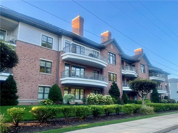 295 Market St APT 123, Beaver, PA 15009