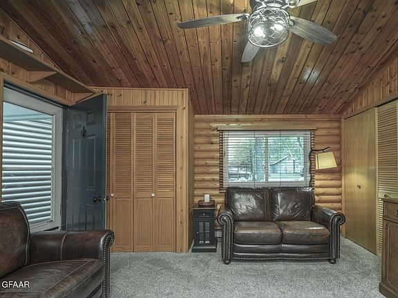 2nd image of 8672 Wren Dr