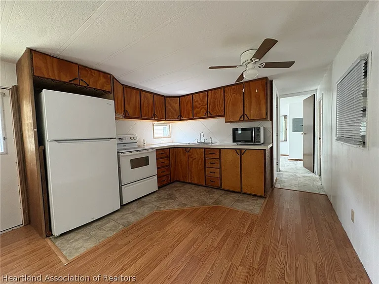 4506 Ferdinand Ave — Photo 7