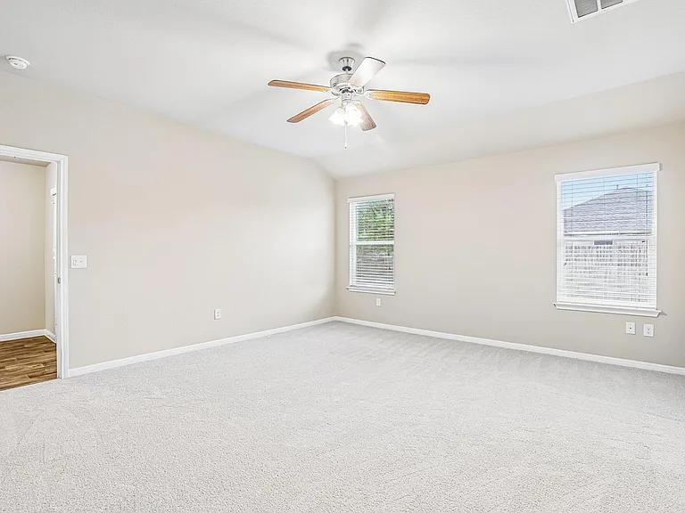 10604 Menominee Falls Ln — Photo 17