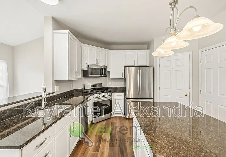 17753 Avenel Ln — Photo 8