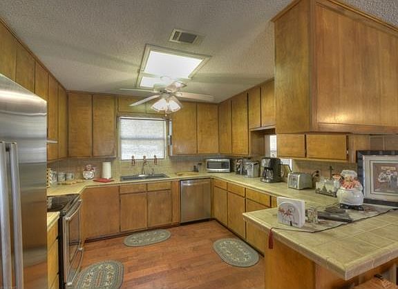 2nd image of 108 Timberlake Dr