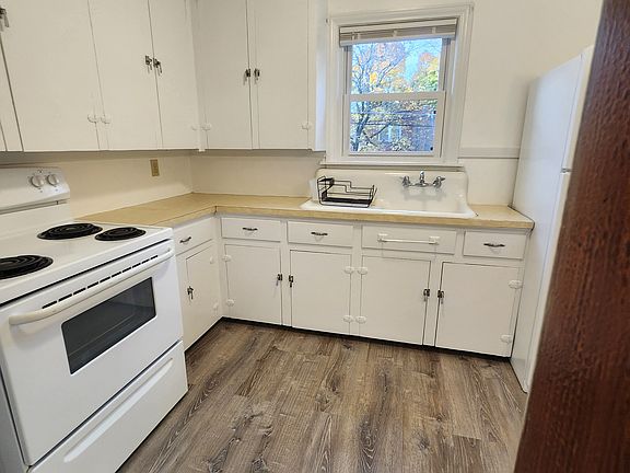 5th image of 726 Chenango St #2N