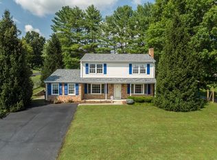 206 Ridgeview Rd, Blue Ridge, VA 24064