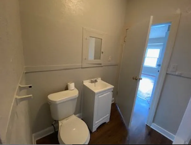 1946 Fairmount Ave #202 — Photo 5