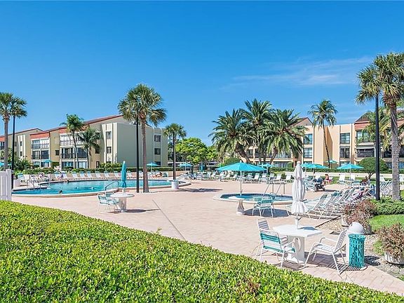 4th image of 851 Bayway Blvd APT 306