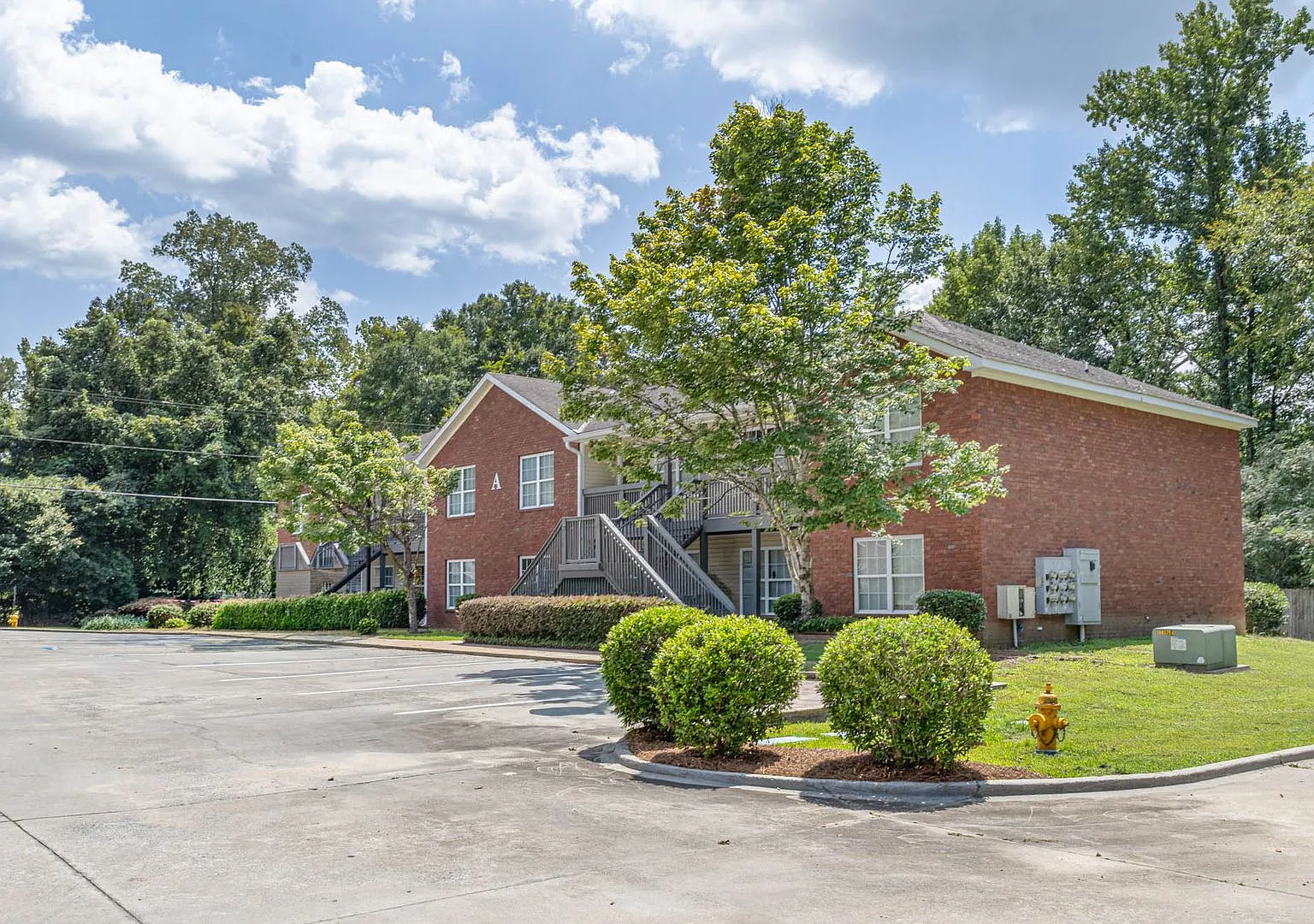 Crystal Park Apartments - Total Electric 2 Bedroom / 2 Bathroom Apartment in Northeast Columbus — Photo 1
