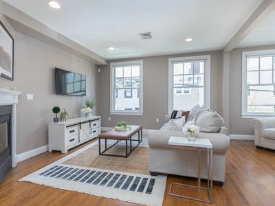 60 Sullivan St #2, Charlestown, MA, 02129