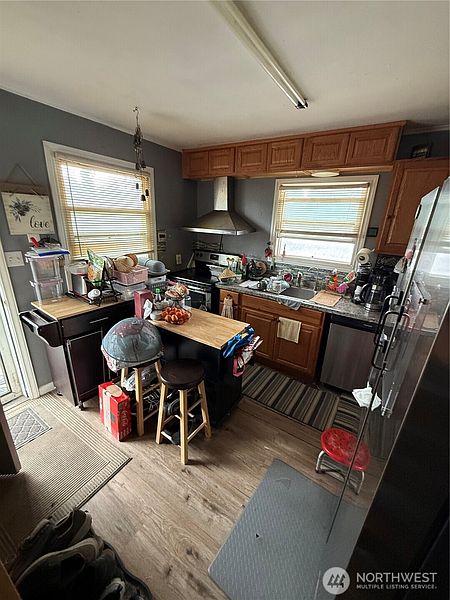 3rd image of 11627 24th Avenue S