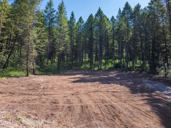 110 Fir Pl, Thayne, WY 83127