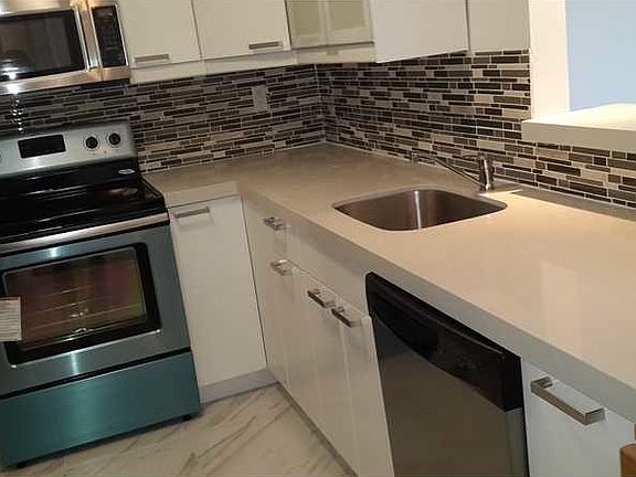 5th image of 10000 W Bay Harbor Dr APT 624
