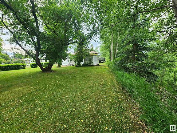 5th image of 4902 52nd St