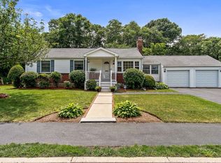 31 Brierwood Rd, Braintree, MA 02184