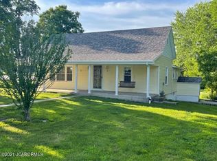 212 E Row St, Jamestown, MO 65046