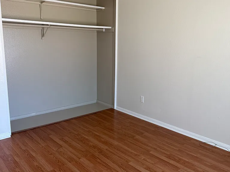 2960 W Jefferson St — Photo 6