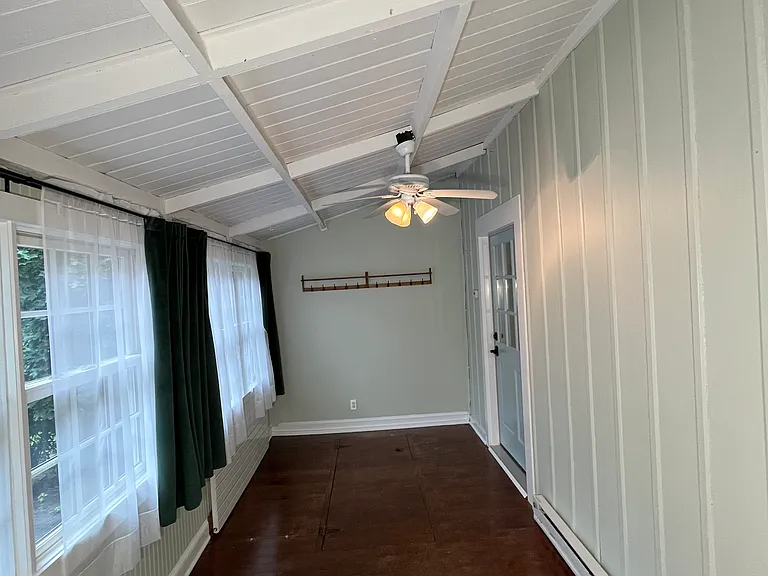 15 Whitfield Pl — Photo 9