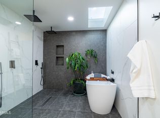 2539 E Roma Ave, Phoenix, AZ 85016