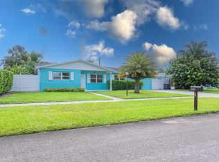 2301 Edgewater Dr, West Palm Beach, FL 33406