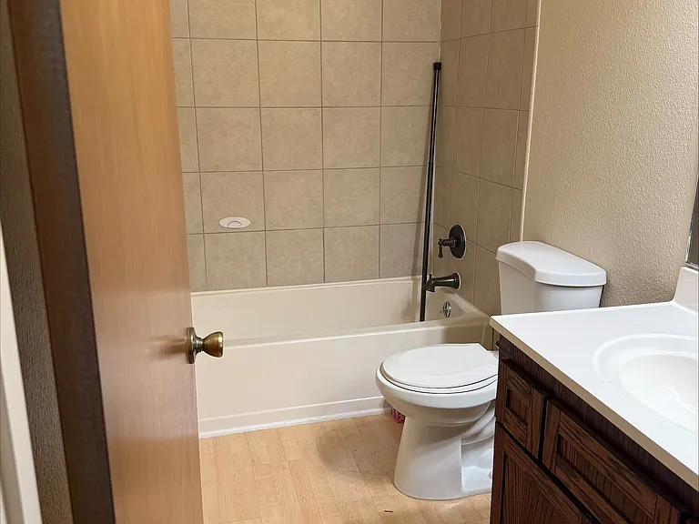 203 S Wilma Ave — Photo 5