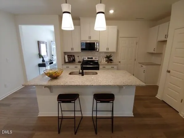 177 Parker Ln, Mebane, NC 27302