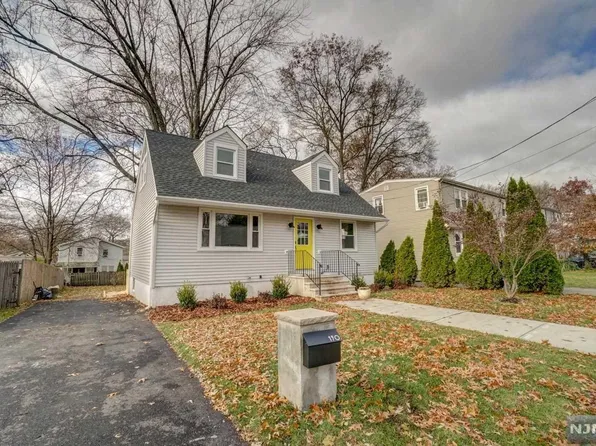 190 10th Ave, Hawthorne, NJ 07506