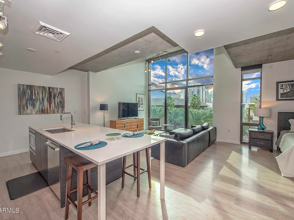 100 W Portland St #504