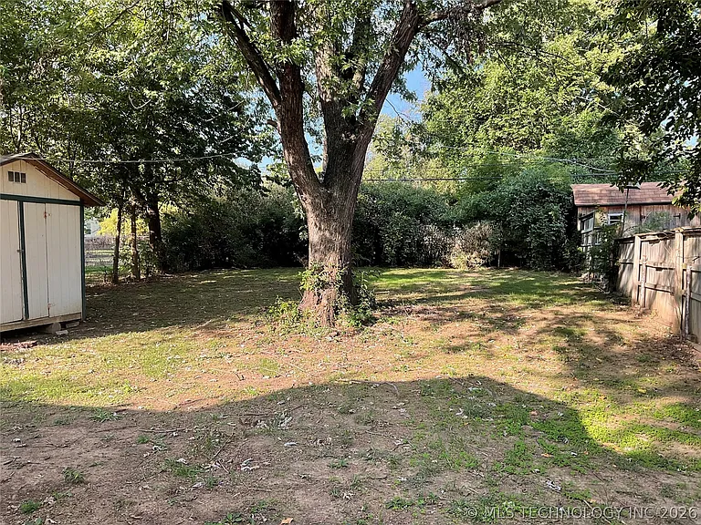 404 S Urbana Ave — Photo 15