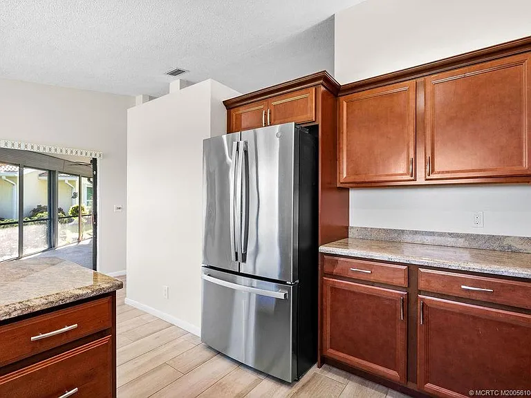 2386 SW Creekside Dr — Photo 28