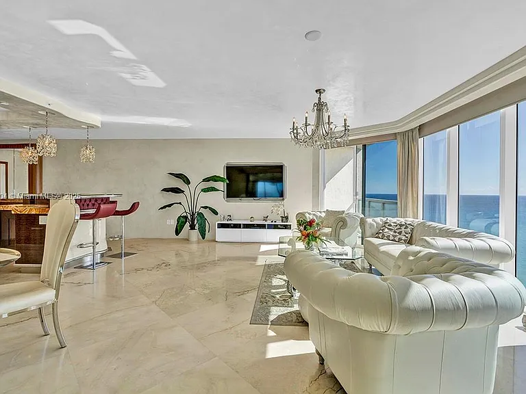 16699 Collins Ave #2508 — Photo 5