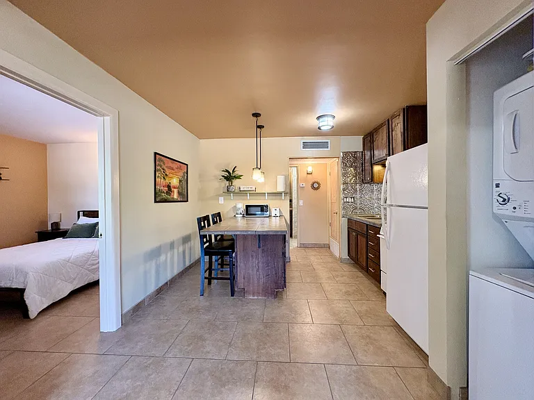 2819 N Woodland Ave #1 — Photo 6