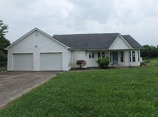 149 Wheaton Dr, Lawrenceburg, KY 40342