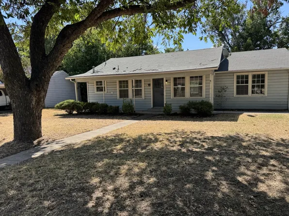 507 Poindexter Ave, Cleburne, TX 76033
