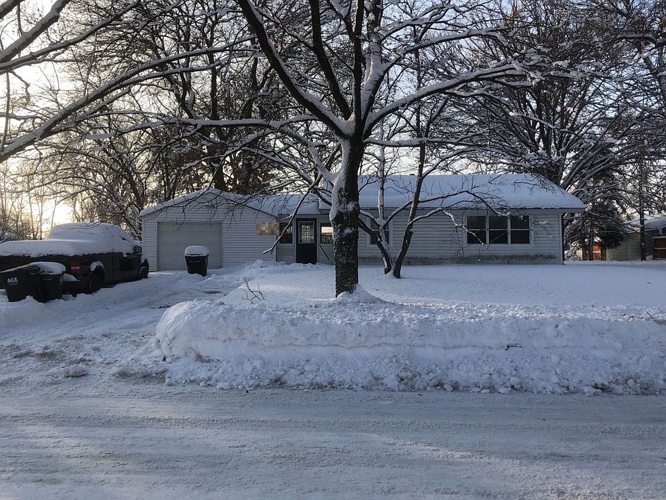 1st image of 500 105th Ln NW