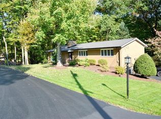 206 Cherokee Dr, Butler, PA 16001