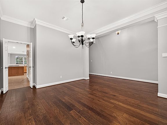 3rd image of 15618 Stable Brook Cir