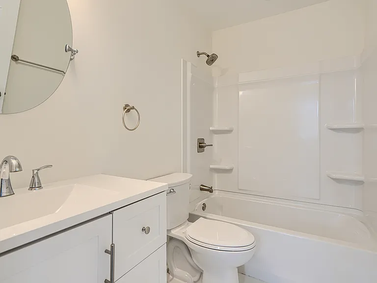 739 W Pratt St #2 — Photo 22