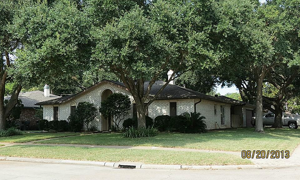 1st image of 1102 Bournewood Dr