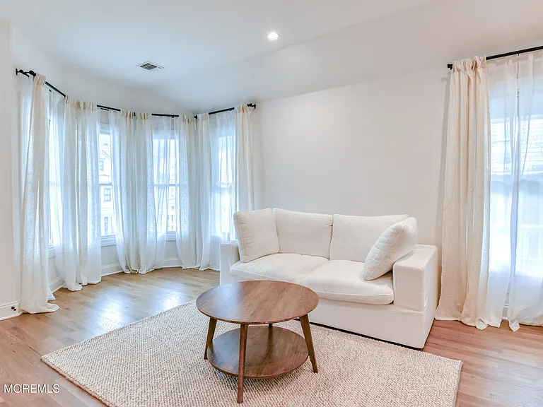 22 Atlantic Ave — Photo 12